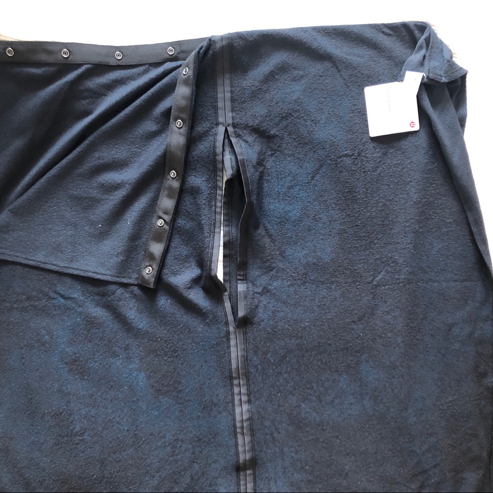 🚨STEAL🚨 NWT Lululemon Vinyassa Wrap
